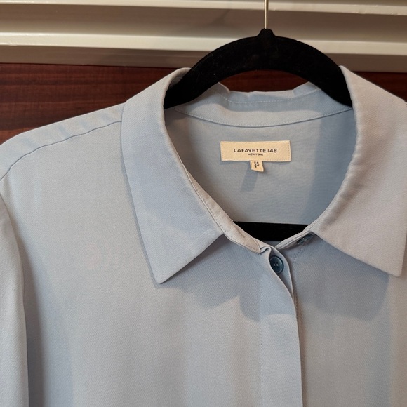 Lafayette 148 Women’s light blue silk shirt - Picture 2 of 3